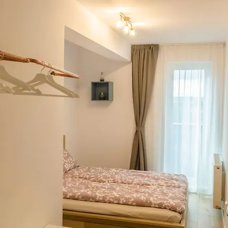 Paul'S Place. New Rooftop Apartment In Downtown סיביו מראה חיצוני תמונה