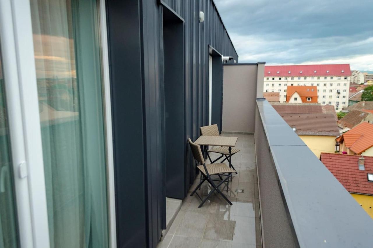 Paul's Place. New Rooftop In Downtown * Sibiu